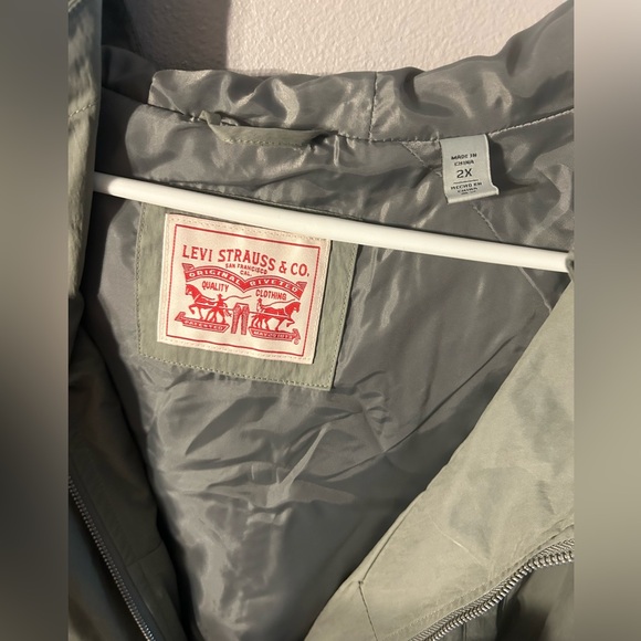 New with tags Levi Strauss zip jacket. Sea green. Hood. - Picture 7 of 11